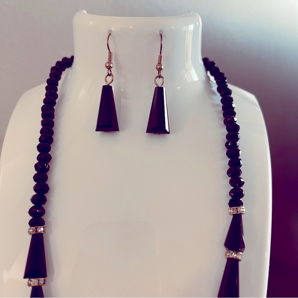 Melanie Lyne , vintage black geometric stones lucite necklace. New without tag - Picture 8 of 8